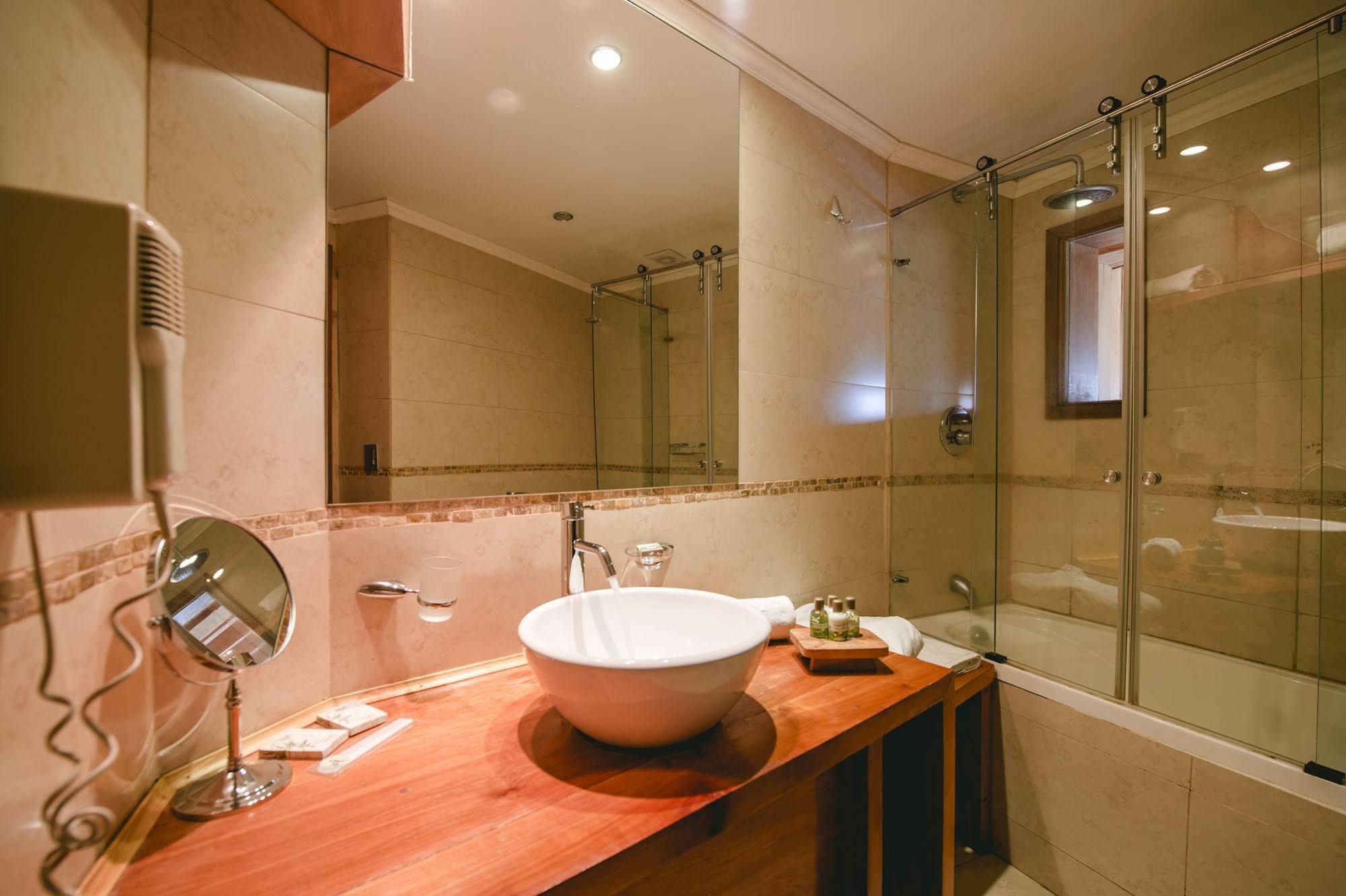 Huilo Huilo Nothofagus Hotel & Spa بويرتو فوي المظهر الخارجي الصورة