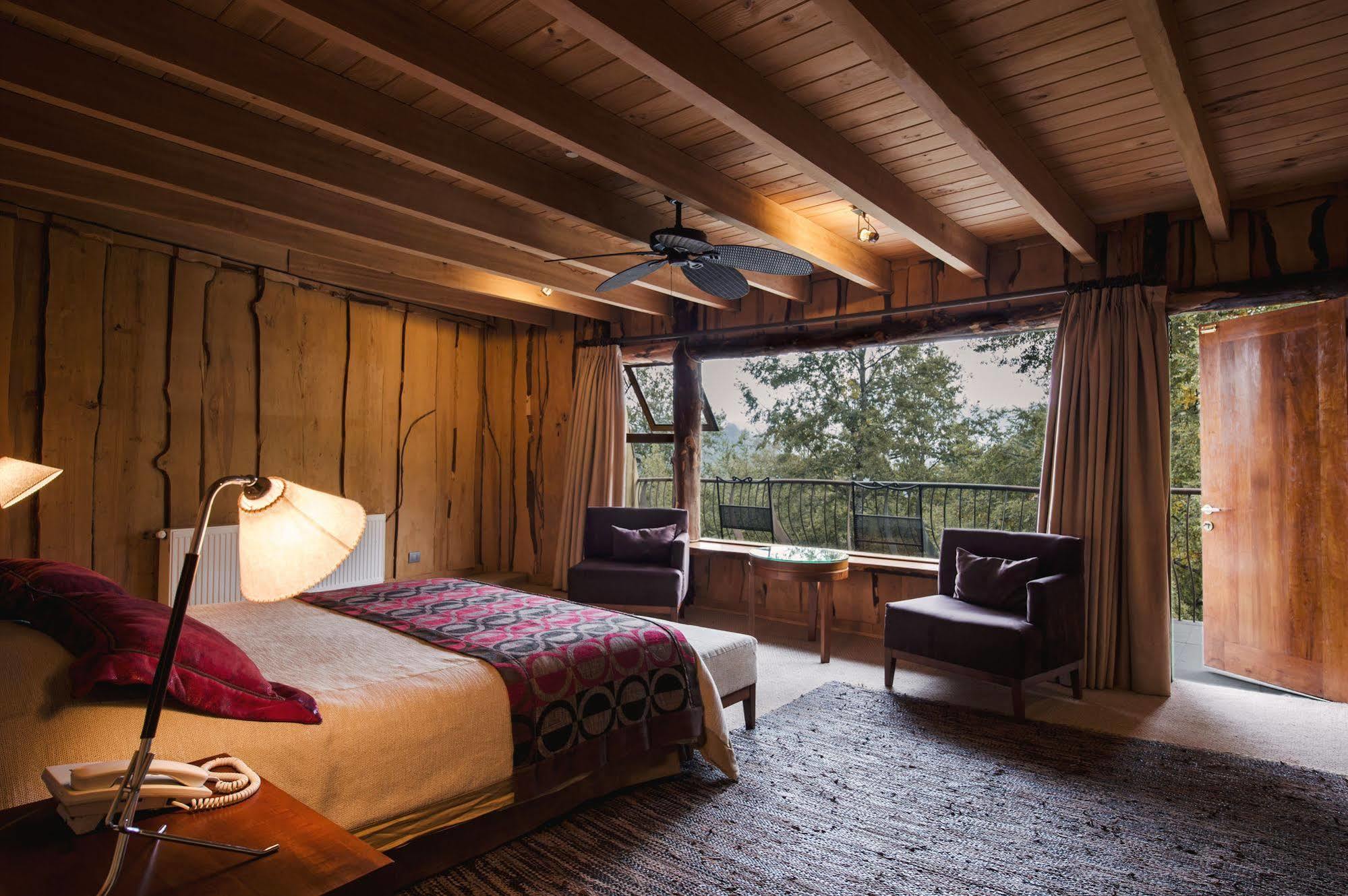 Huilo Huilo Nothofagus Hotel & Spa بويرتو فوي المظهر الخارجي الصورة