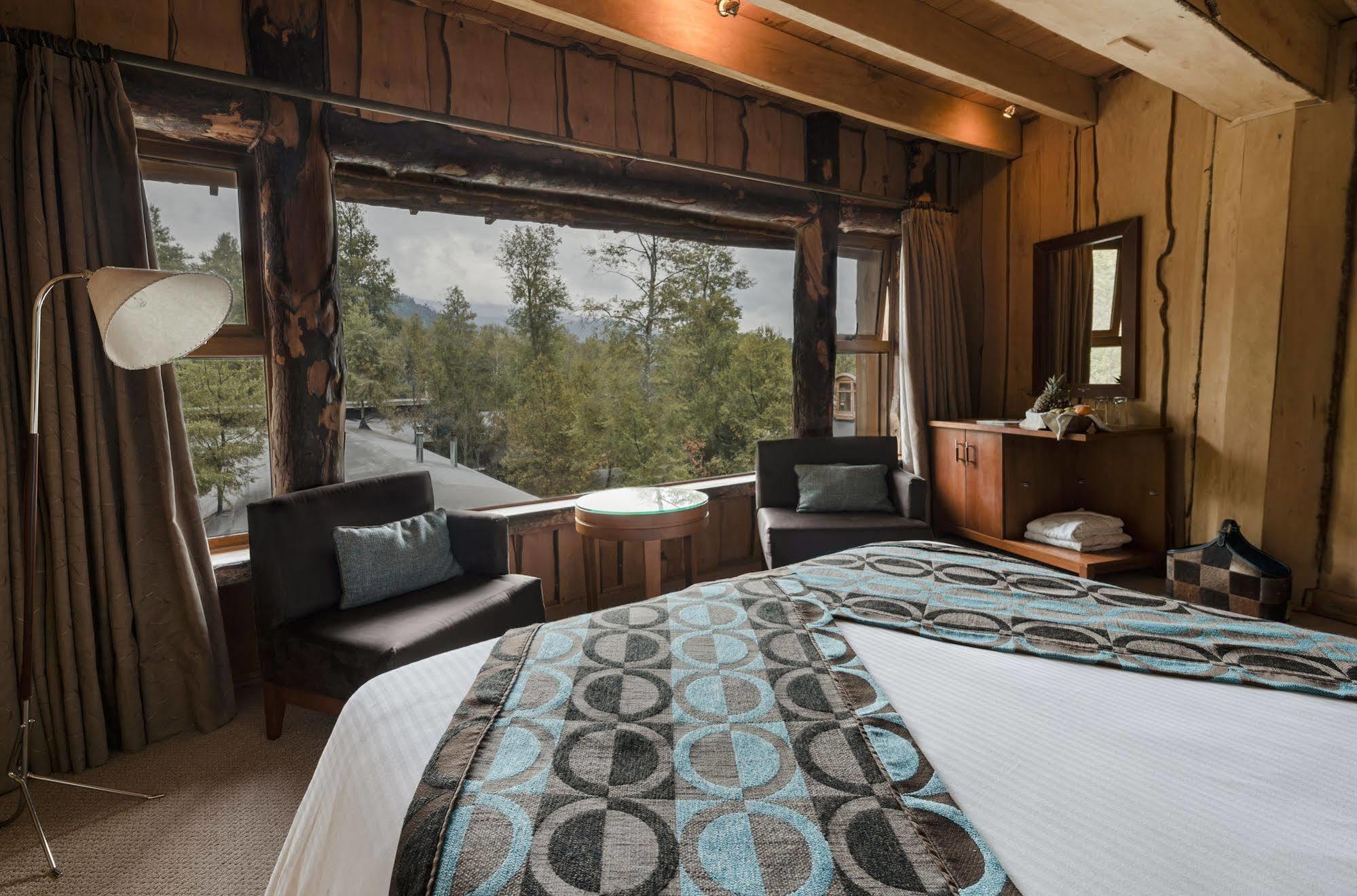 Huilo Huilo Nothofagus Hotel & Spa بويرتو فوي المظهر الخارجي الصورة