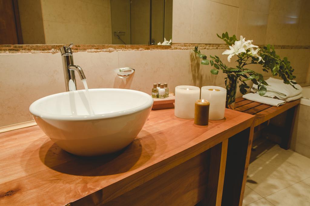 Huilo Huilo Nothofagus Hotel & Spa بويرتو فوي المظهر الخارجي الصورة